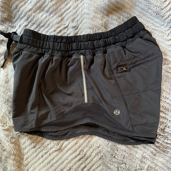 Lululemon running shorts - Picture 3 of 6